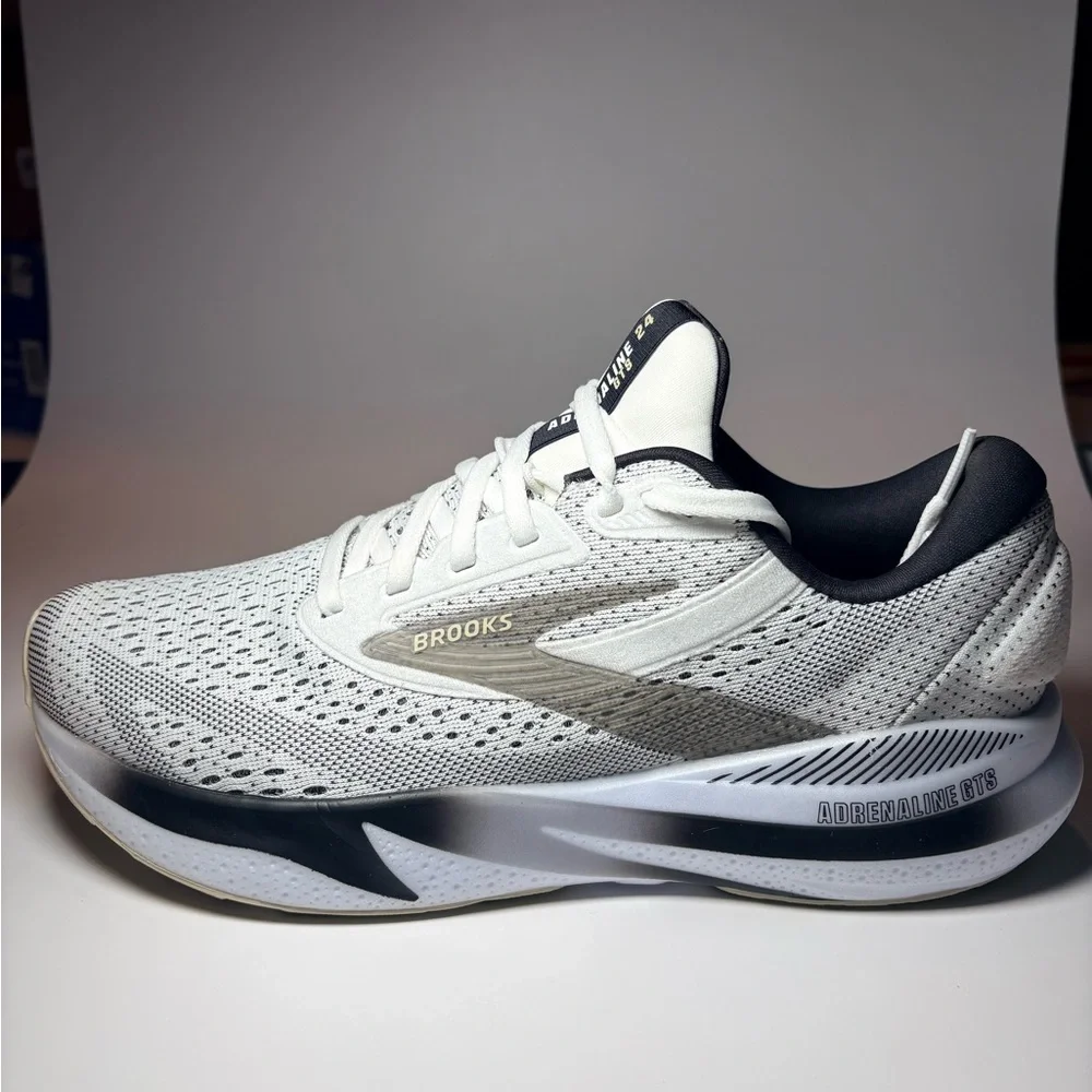 Brand New Brooks Adrenaline GTS 24 in the box. Women's size 9 🔥🔥supreme comfort - Picture 5 of 15